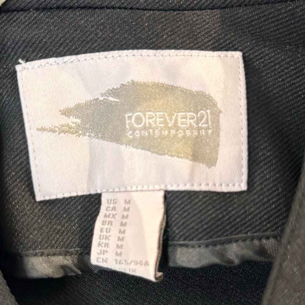 Forever 21 | Black Minimal Blazer Size Medium - Picture 5 of 7